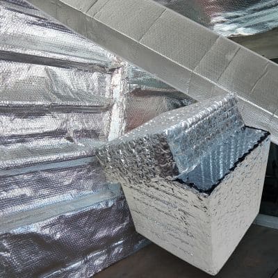 Colocación de aislante térmico Aislathermic en ductos